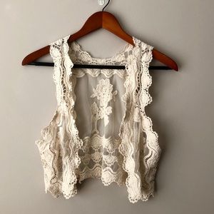 Cropped Lace Vest